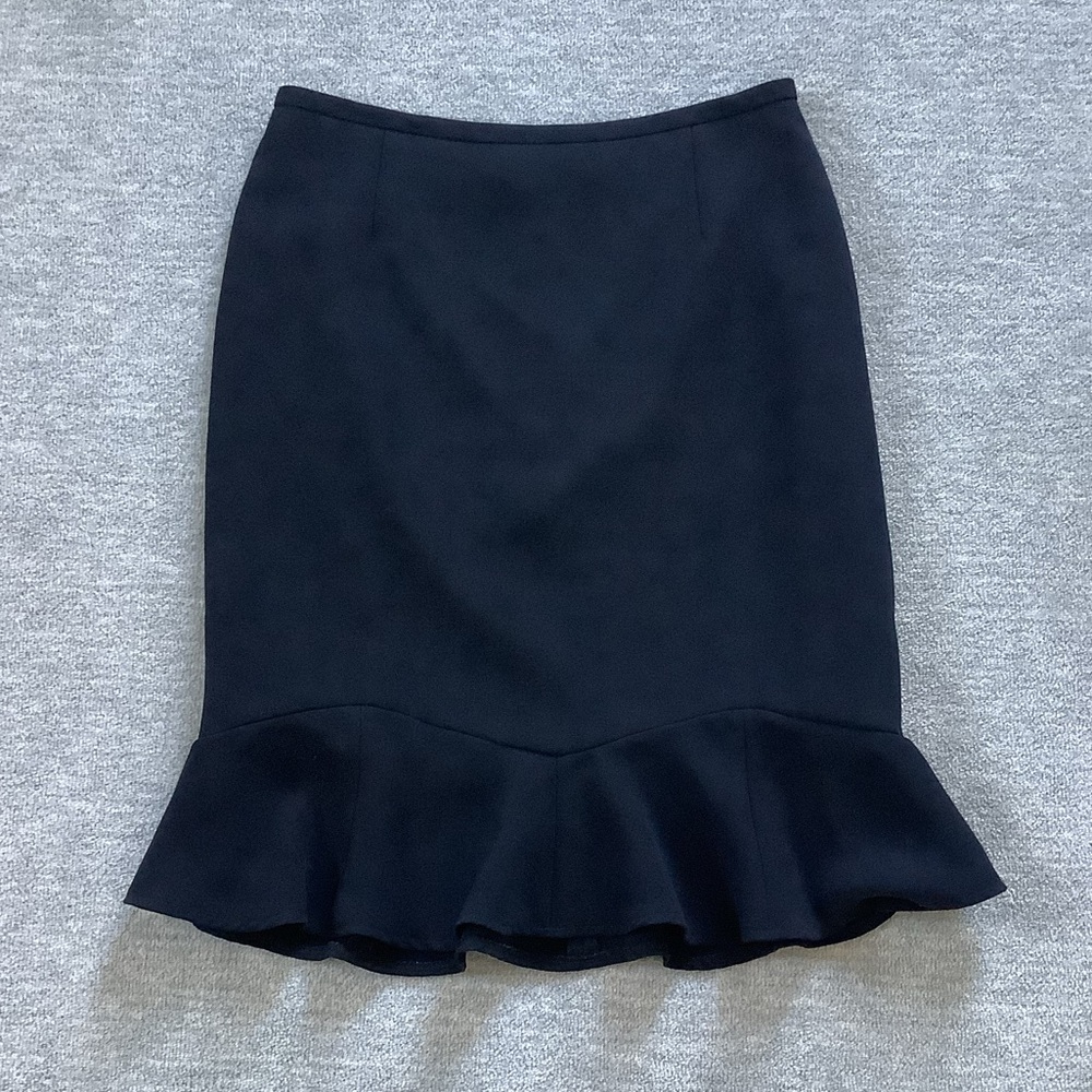 Office Siren Black Pencil Trumpet Ruffle Hem Skirt Sz. 8